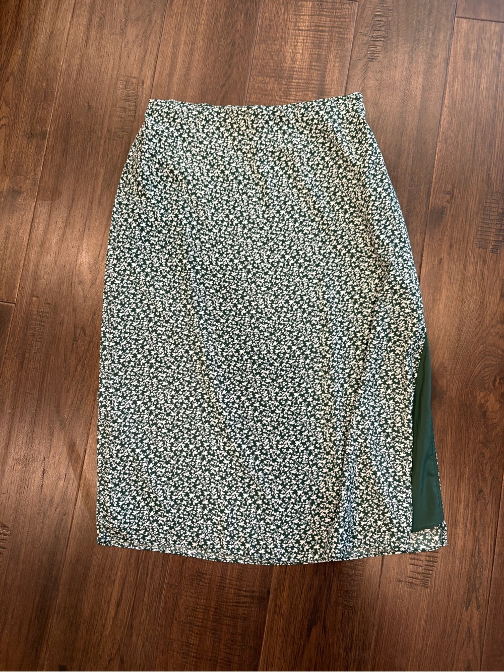 Abercrombie & Fitch Green Floral Midi Skirt with Side Slit